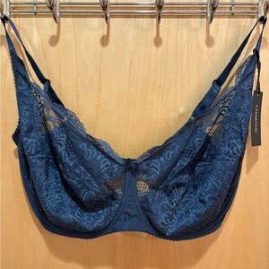 NWT Charnos Delice Side Support Bra 💙